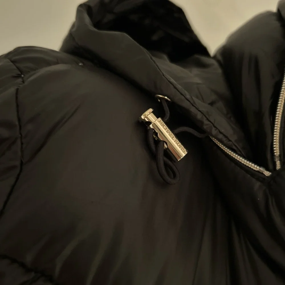 BEAUTIFUL & SOFT! Michael Kors Black Packable Hooded Down Jacket S gold hardware - Picture 8 of 11